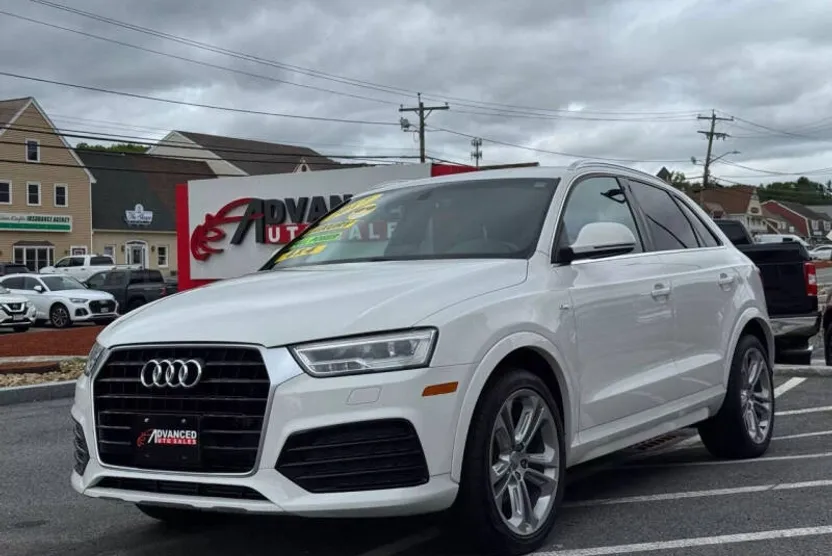 2017 Audi Q3 Prestige photo 1