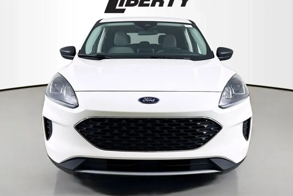 2022 Ford Escape SE photo 1
