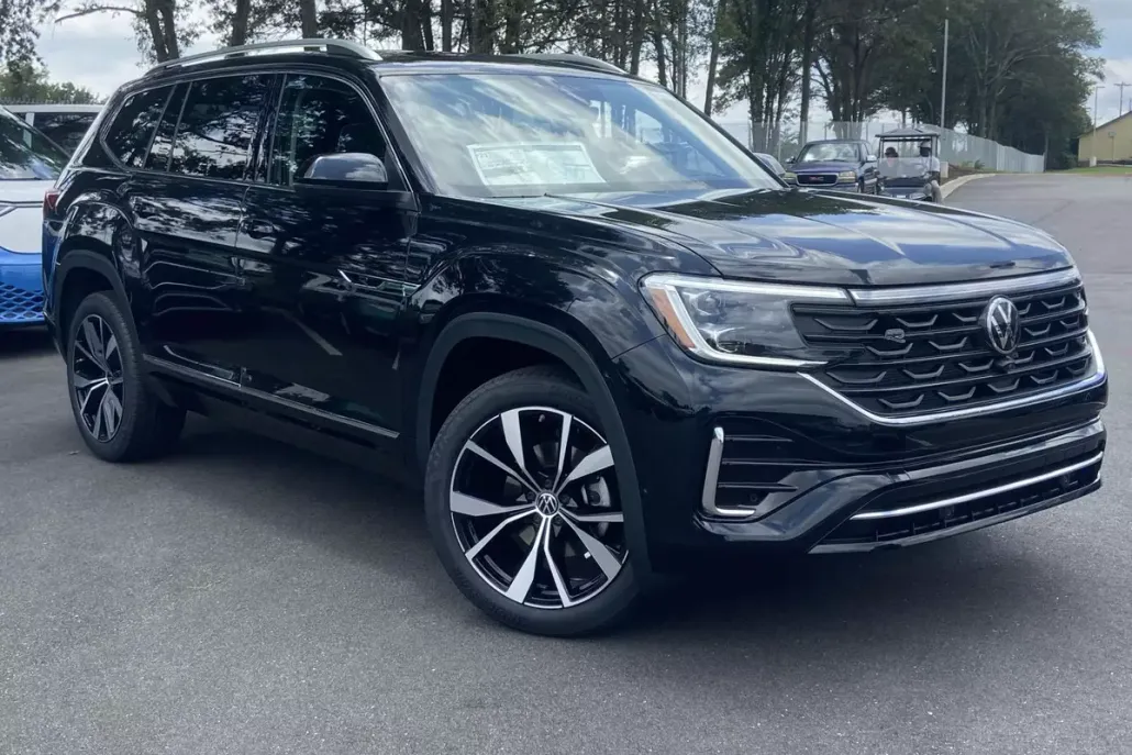 2026 Volkswagen Atlas SEL Premium R-Line photo 1