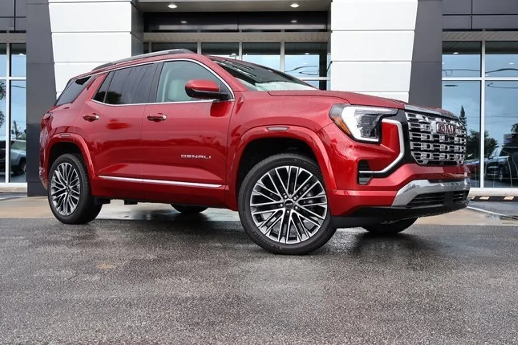 2026 Gmc Terrain Denali photo 1