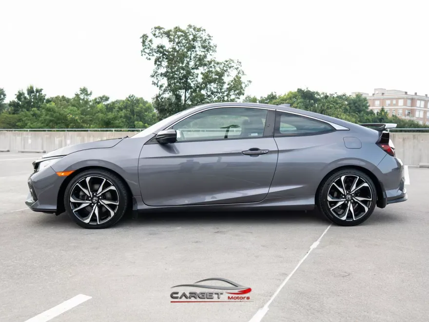2018 Honda Civic Si photo 1