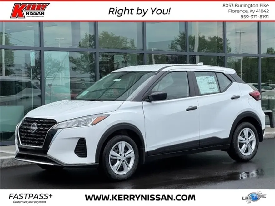 2025 Nissan Kicks Play S photo 1