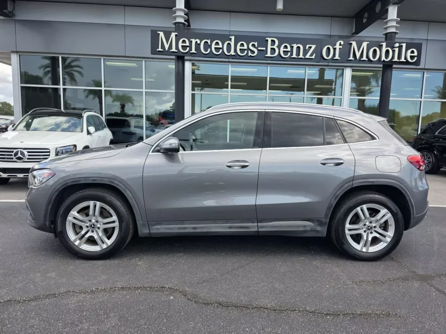2021 Mercedes Benz GLA 250 photo 1
