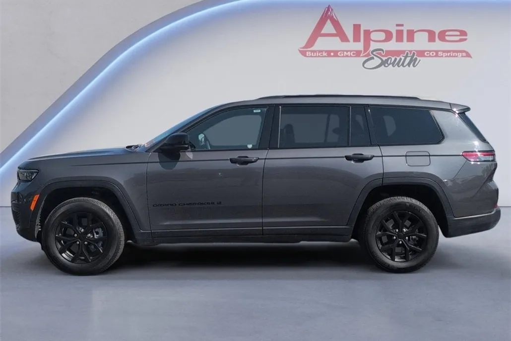 2024 Jeep Grand Cherokee Altitude photo 1