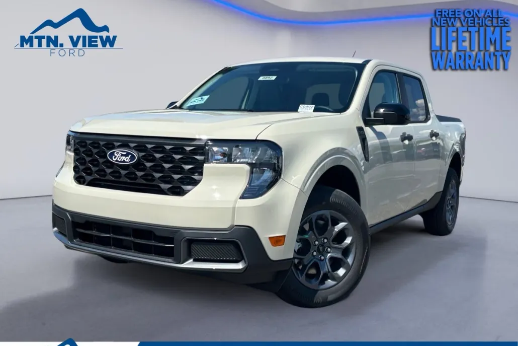 2025 Ford Maverick XLT photo 1