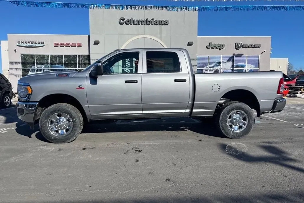2024 Ram 2500 Tradesman photo 1