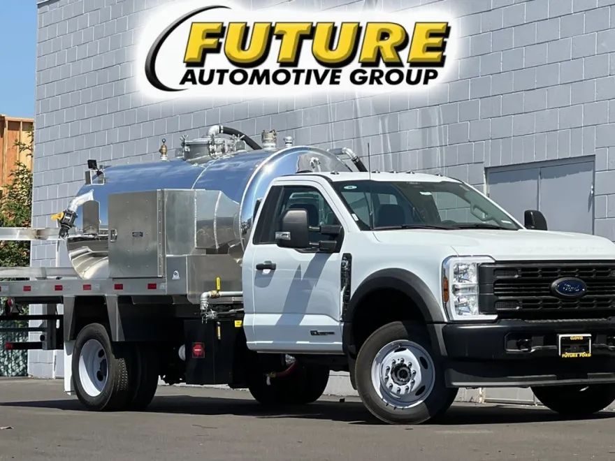 2024 Ford F-550 XL photo 1