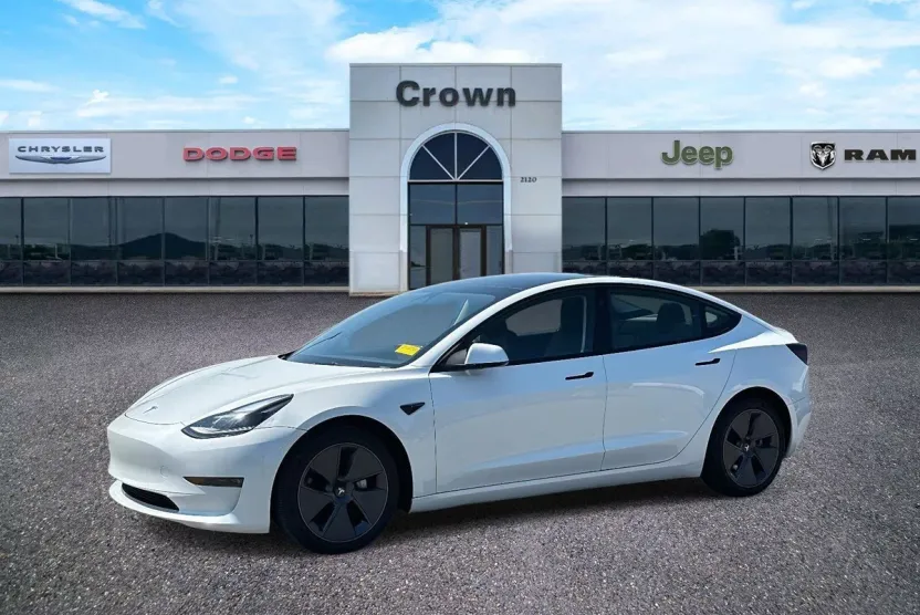 2023 Tesla Model 3 Long Range photo 1