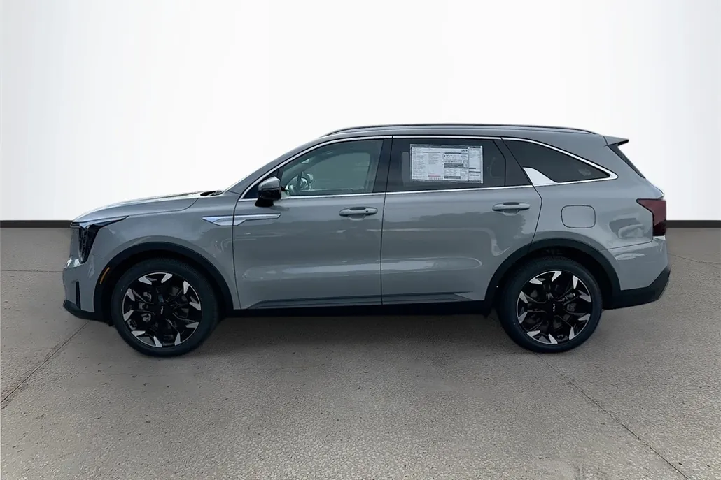 2026 Kia Sorento EX photo 1