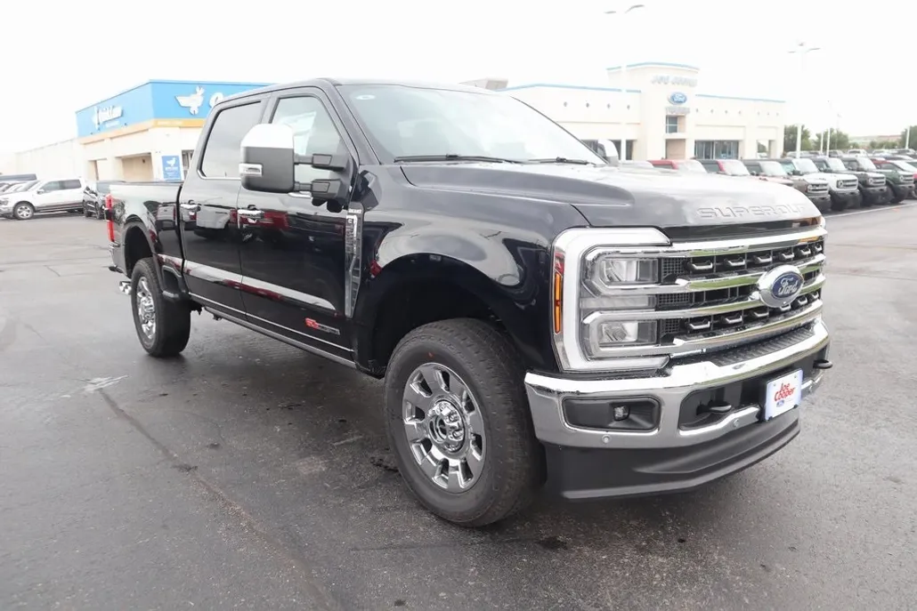 2025 Ford F-250 King Ranch photo 1