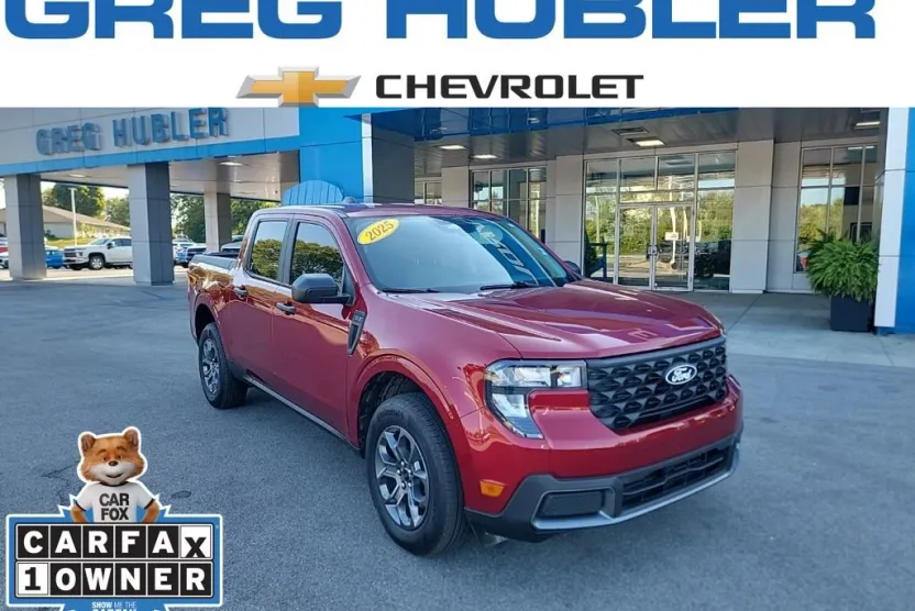 2025 Ford Maverick XLT photo 1
