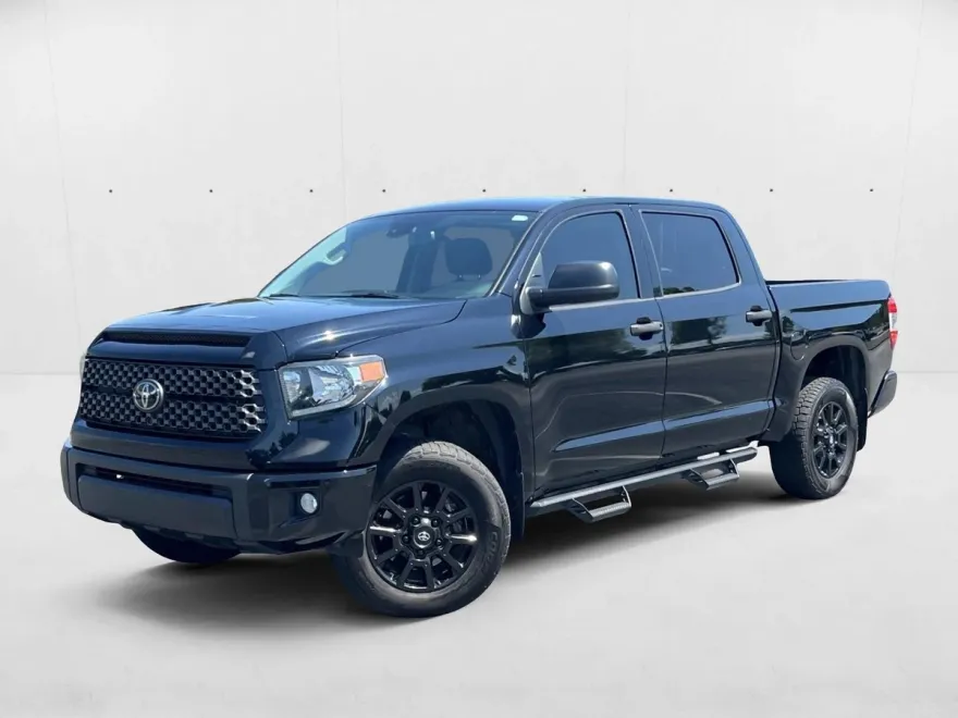 2021 Toyota Tundra SR5 CrewMax photo 1