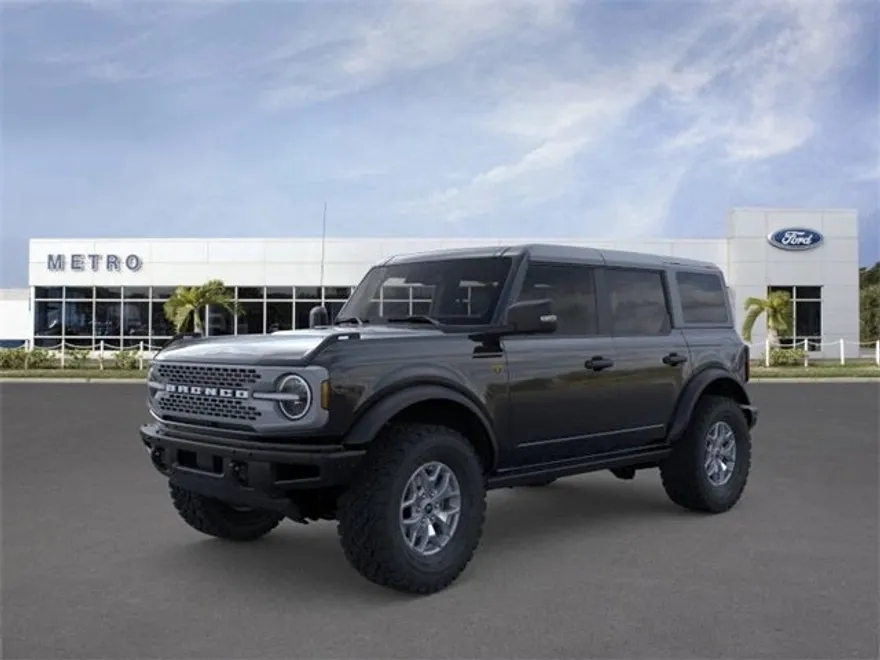 2025 Ford Bronco Badlands photo 1
