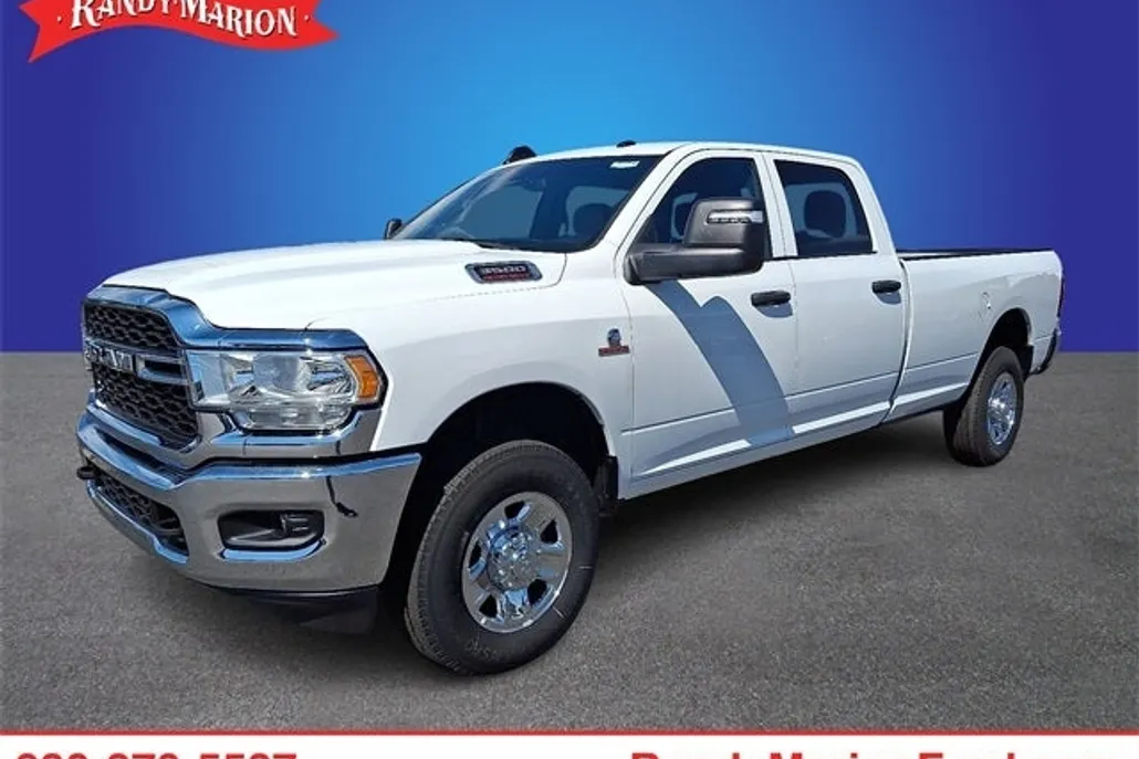 2023 Ram 3500 Tradesman photo 1