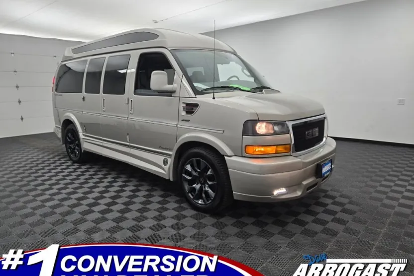 2023 Gmc Savana 2500 Cargo photo 1