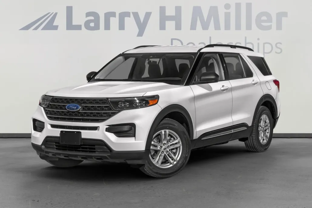 2024 Ford Explorer XLT photo 1