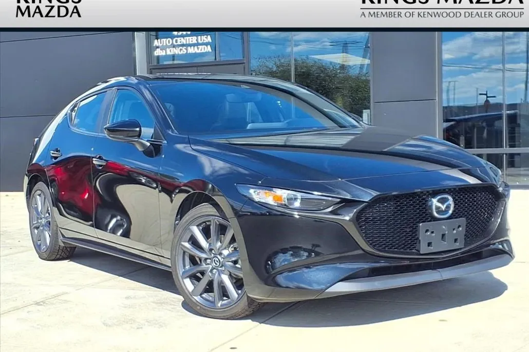 2023 Mazda Mazda3 Hatchback 2.5 s Preferred photo 1