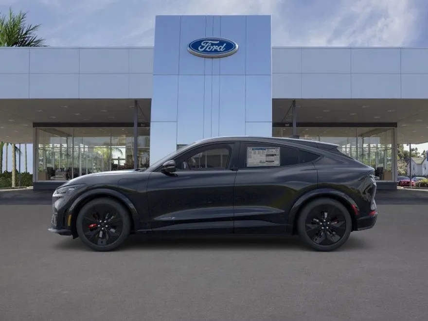2025 Ford Mustang Mach-E GT photo 1