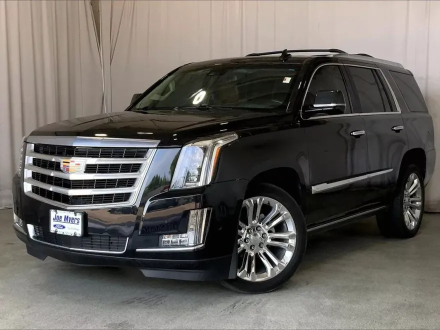 2019 Cadillac Escalade Premium Luxury photo 1