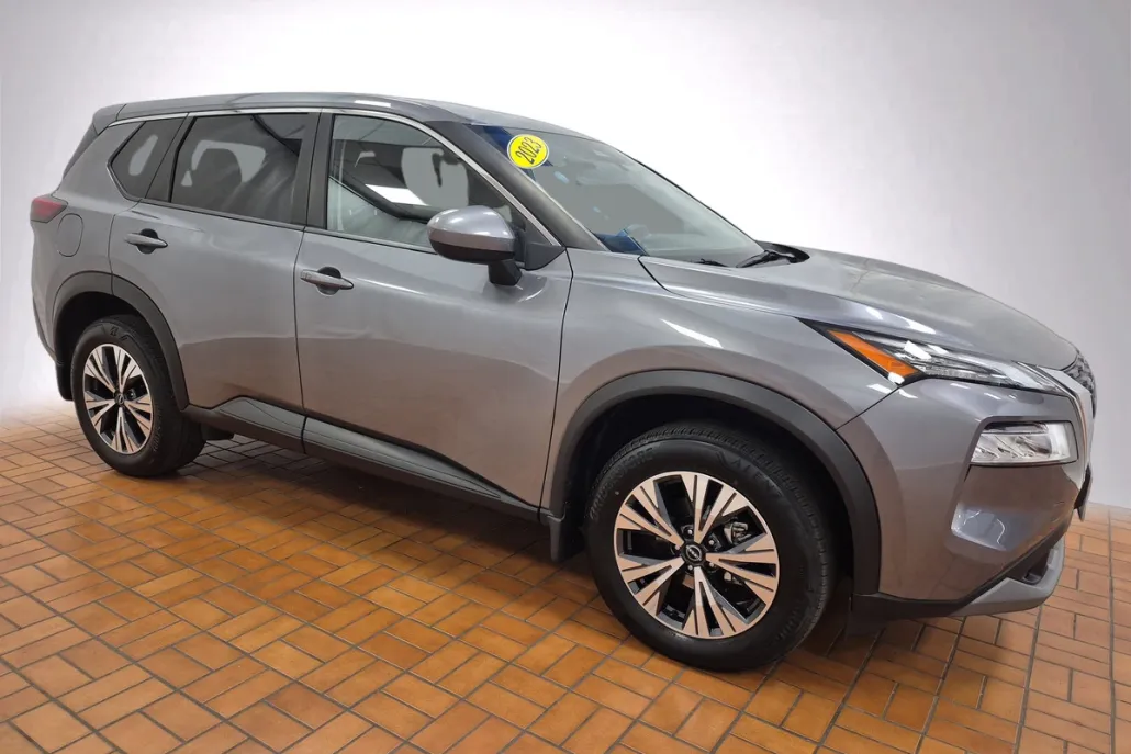 2023 Nissan Rogue SV photo 1