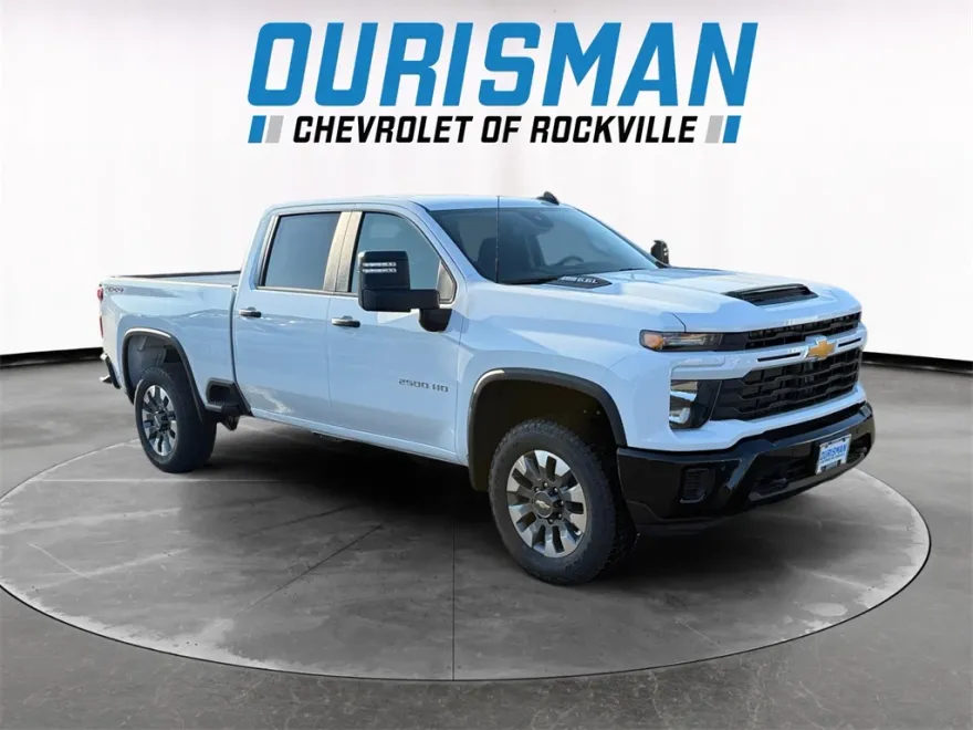 2026 Chevrolet Silverado 2500HD Custom photo 1