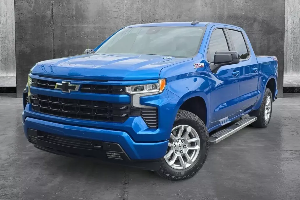 2023 Chevrolet Silverado 1500 RST photo 1