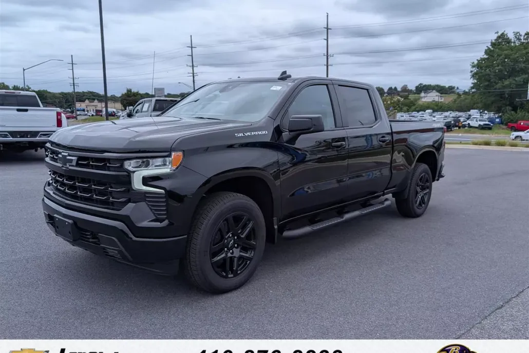 2026 Chevrolet Silverado 1500 RST photo 1