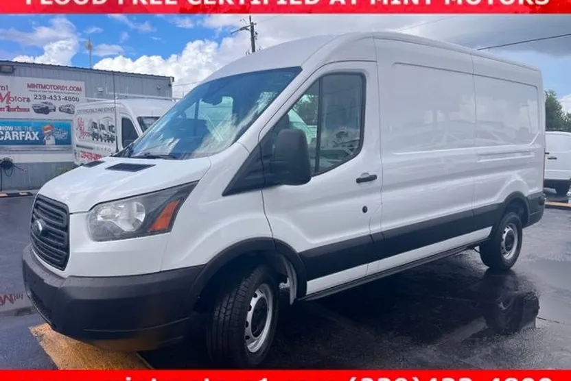 2019 Ford Transit photo 1