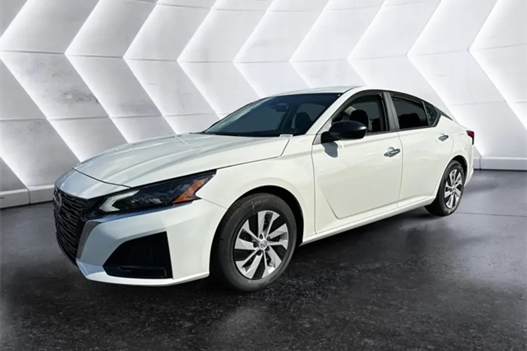 2025 Nissan Altima 2.5 S photo 1