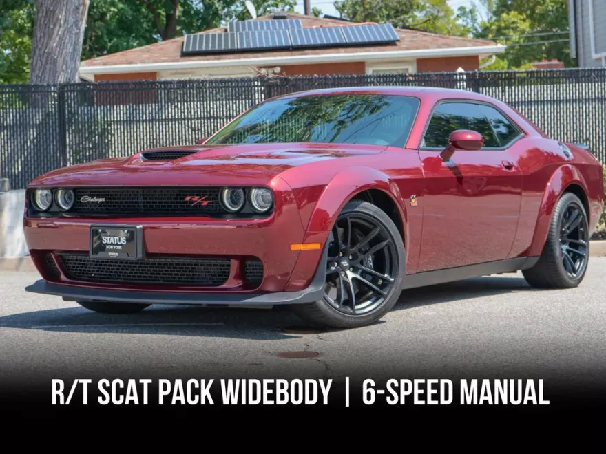 2023 Dodge Challenger R/T Scat Pack Widebody photo 1