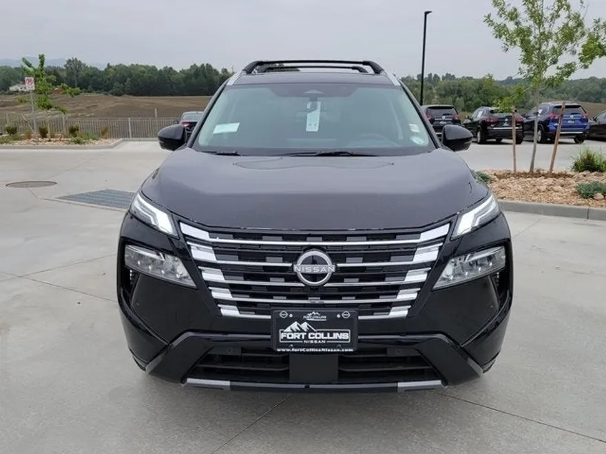 2026 Nissan Rogue Platinum photo 1
