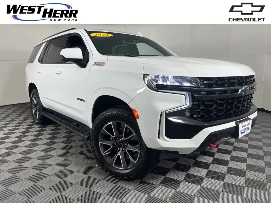 2023 Chevrolet Tahoe Z71 photo 1