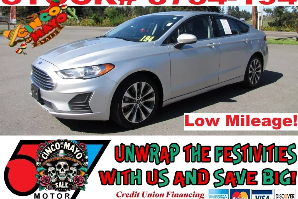 2019 Ford Fusion SE photo 1