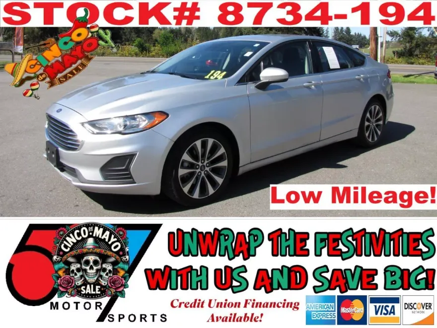 2019 Ford Fusion SE photo 1