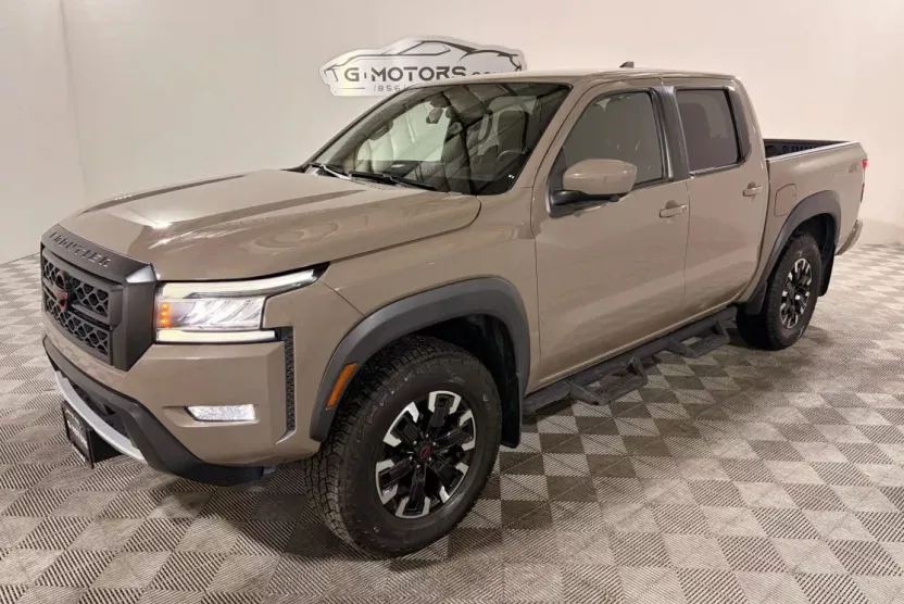 2023 Nissan Frontier Crew Cab PRO-4X photo 1