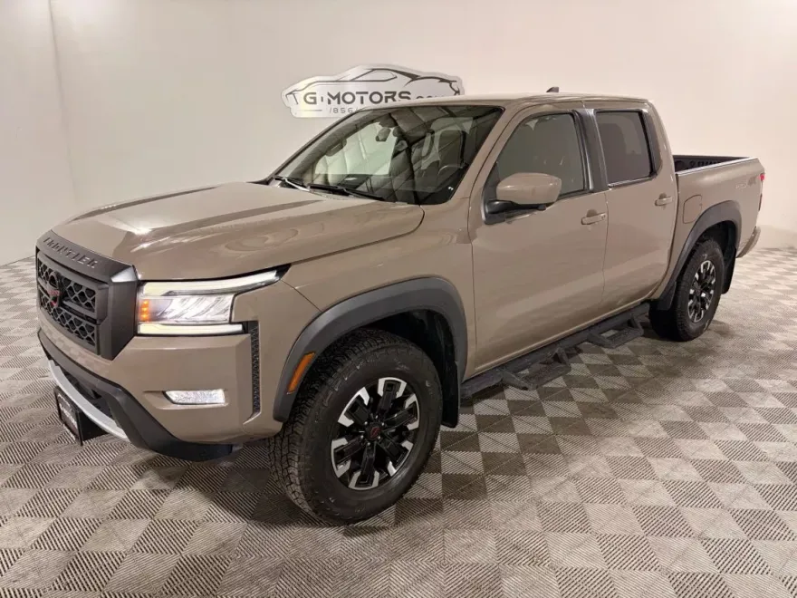 2023 Nissan Frontier Crew Cab PRO-4X photo 1