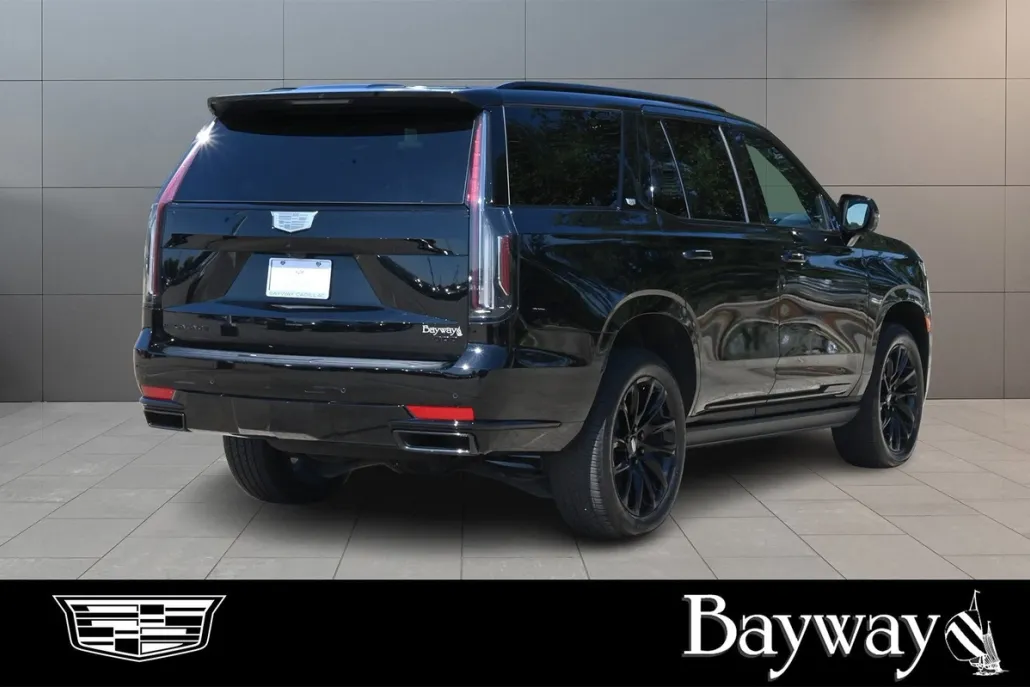 2023 Cadillac Escalade Sport Platinum photo 1