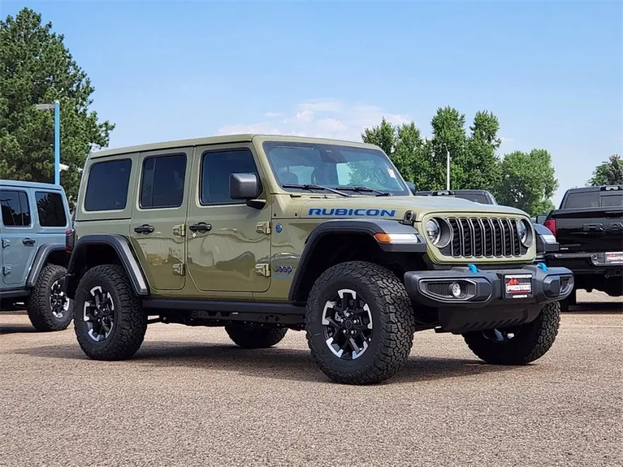 2025 Jeep Wrangler Rubicon 4xe photo 1
