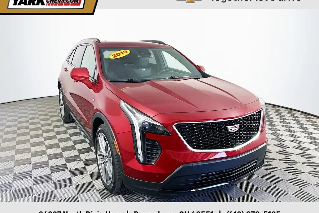 2019 Cadillac XT4 Sport photo 1