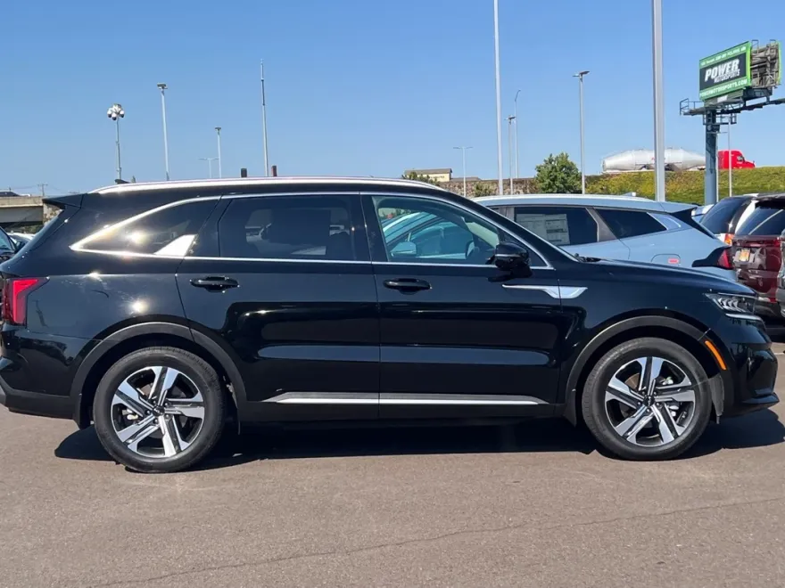 2023 Kia Sorento Hybrid EX photo 1