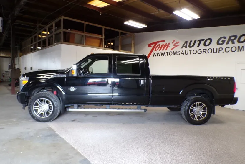 2016 Ford F-350 Lariat photo 1