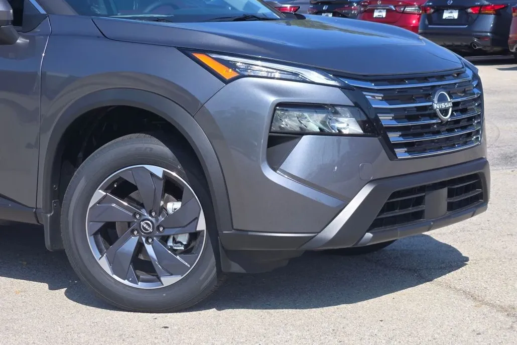 2026 Nissan Rogue SV photo 1