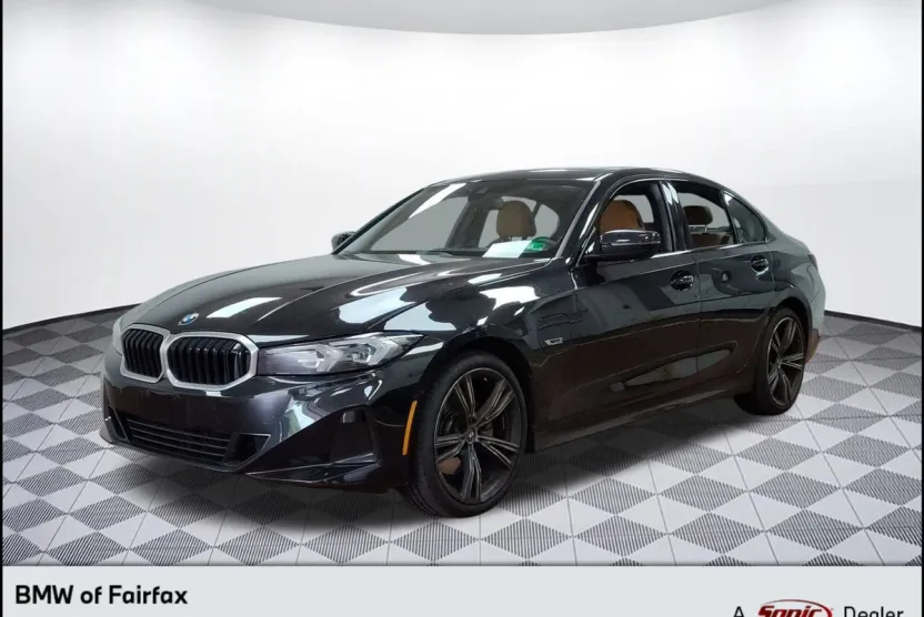 2023 Bmw 330e xDrive photo 1