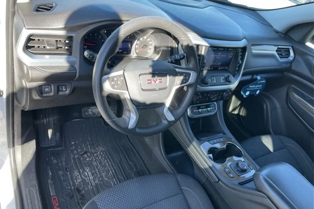 2021 Gmc Acadia SLE photo 1
