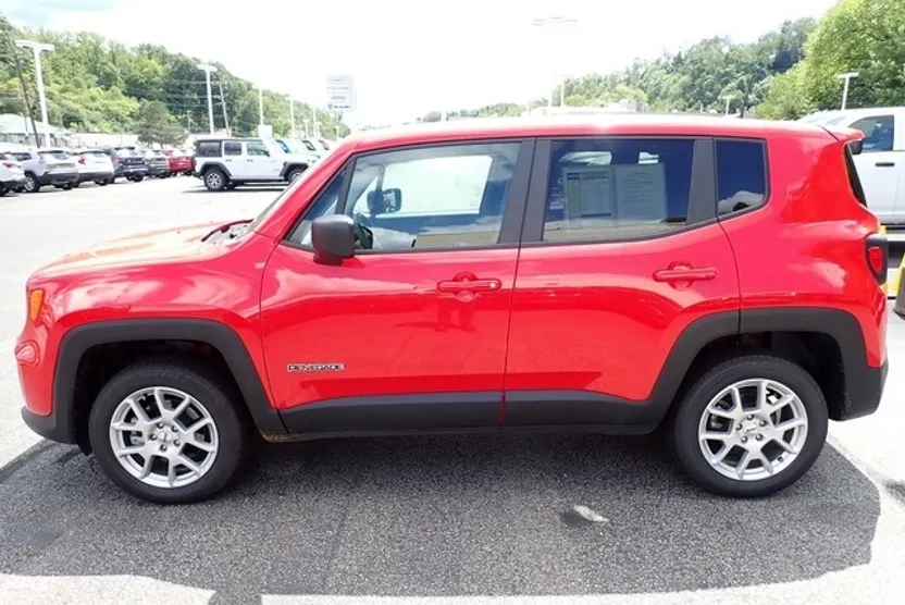 2023 Jeep Renegade Latitude Upland photo 1