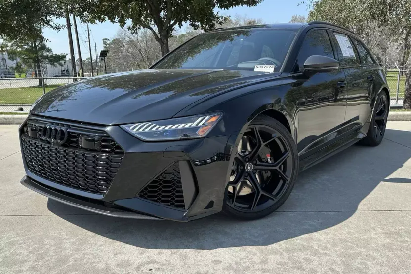 2025 Audi RS 6 Avant Performance photo 1