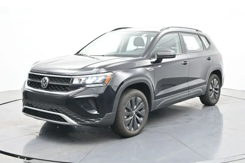 2022 Volkswagen Taos S photo 1