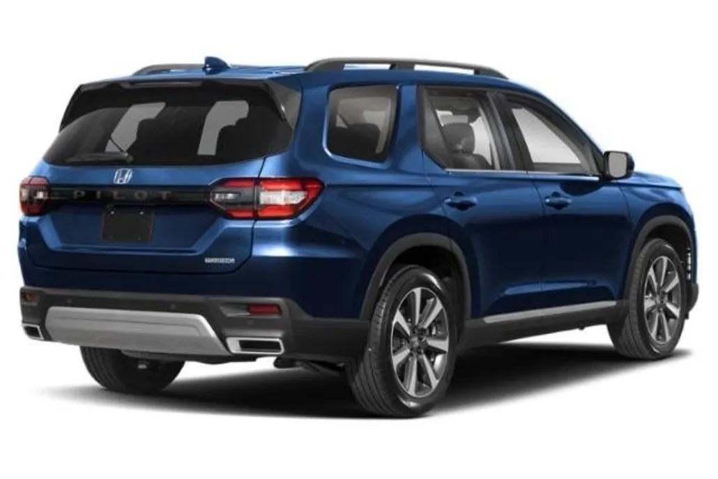 2025 Honda Pilot Touring photo 1