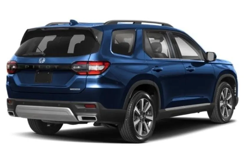 2025 Honda Pilot Touring photo 1