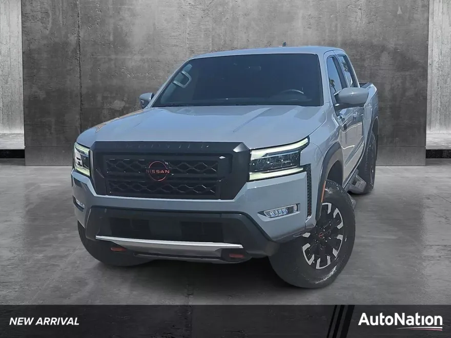 2023 Nissan Frontier PRO-4X photo 1